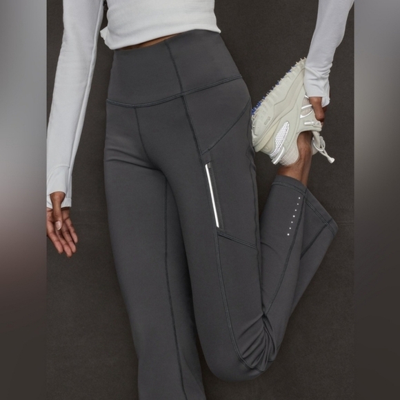 NWT Athleta Rainier Bootcut Pant Black Small Reflective - Picture 1 of 14